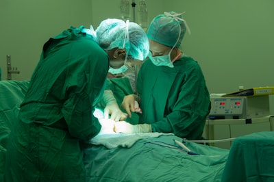 What Is Anesthesiologist? Anesthesiologist Salary